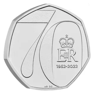 A large number seventy with the crowned cypher E II R inside the zero and the dates 1952 and 2022