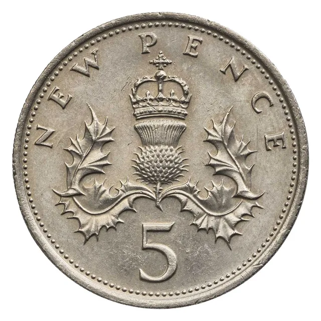 A crowned thistle with spiky leaves, NEW PENCE curving above and the numeral 5 below, inside a beaded border